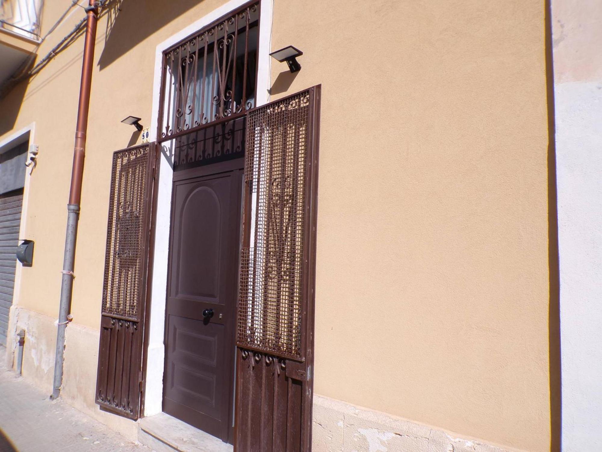 Bilocale Astra In Centro Storico -wi-fi *